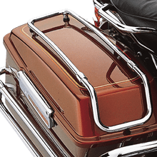 Trilho Metalico Para Protecao Da Tampa Do Porta Ba
